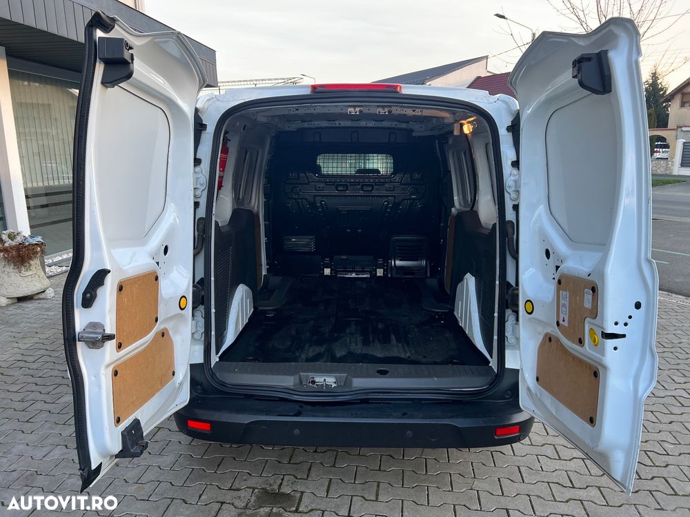 Ford Transit Connect - 12
