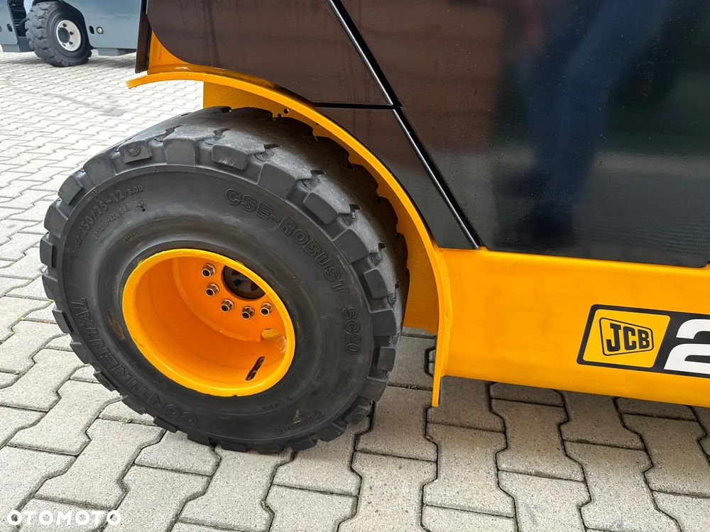 JCB TLT 25 G // Manitou ładowarka teleskopowa / teleskop/ - 17