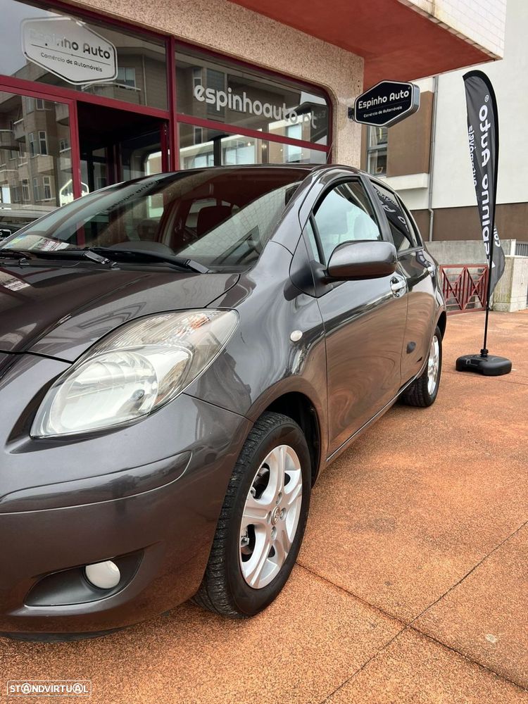 Toyota Yaris 1.0 VVT-i Rock in Rio 10 - 6