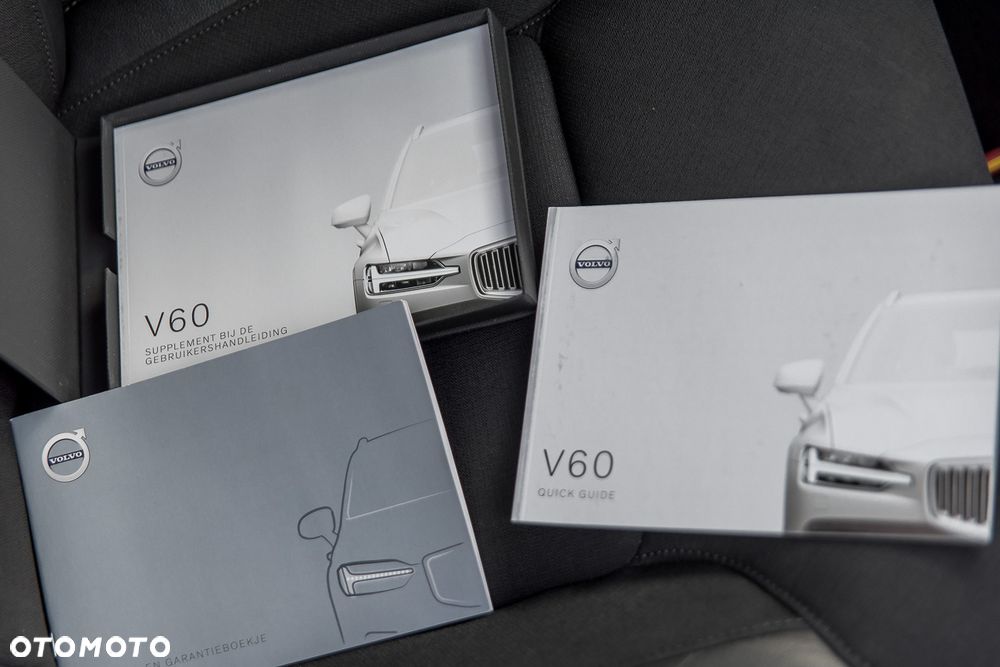 Volvo V60 D3 Drive-E Momentum - 34