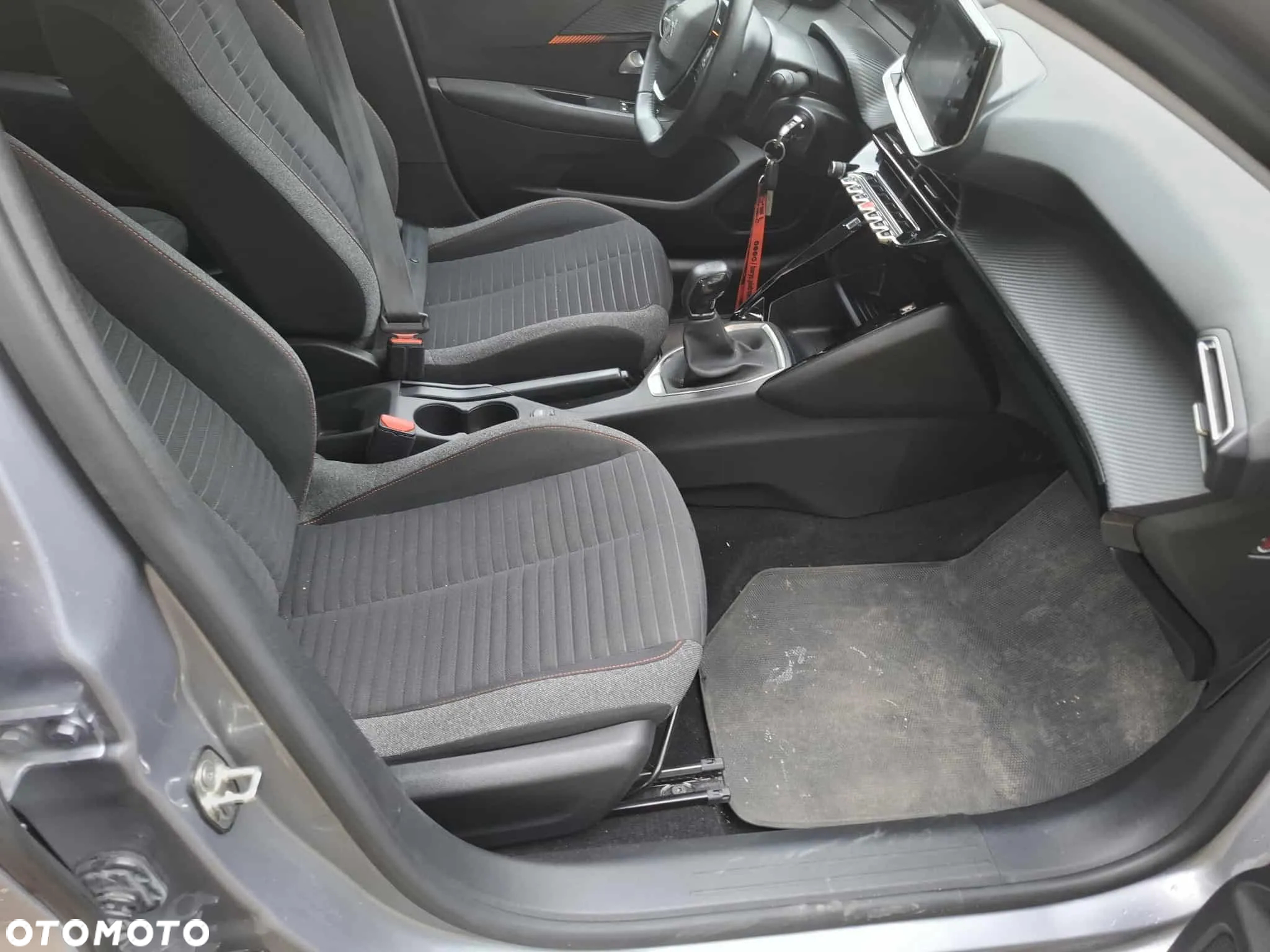 Peugeot 208 PureTech 75 Allure - 20