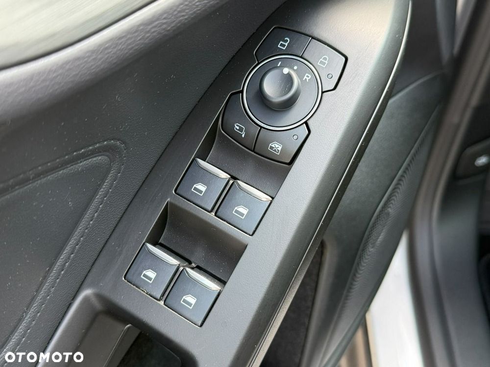 Ford Focus 1.5 EcoBlue Start-Stopp-System TITANIUM EDITION - 14