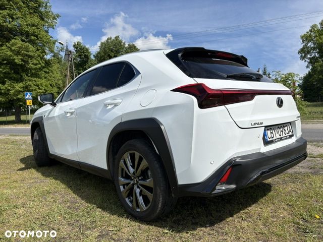 Lexus UX 200 GPF F Sport Design+ 2WD - 4