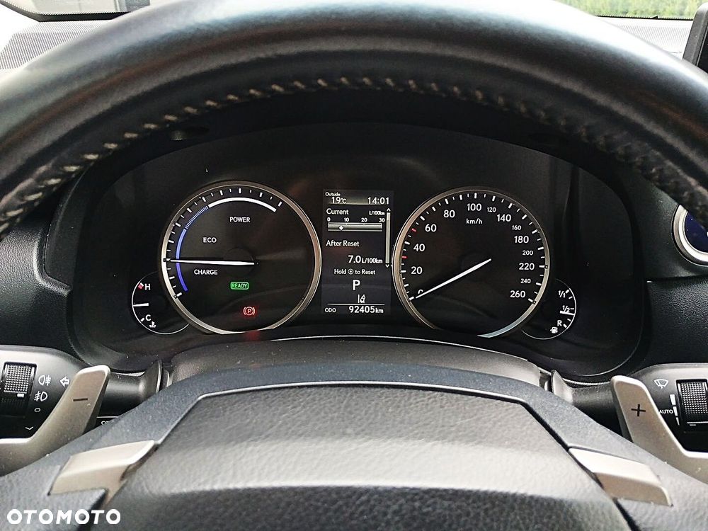 Lexus NX 300h Business Edition AWD - 20