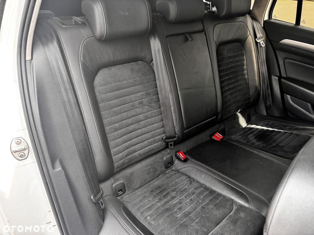 Volkswagen Passat 2.0 TDI EVO Business DSG - 23