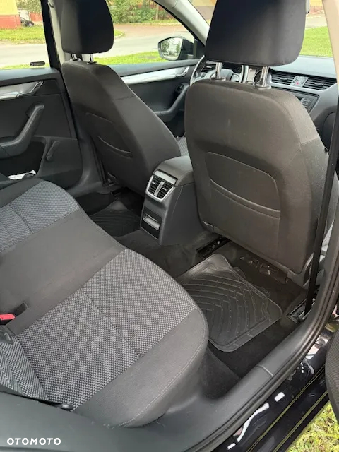 Skoda Octavia 1.6 TDI Family - 16