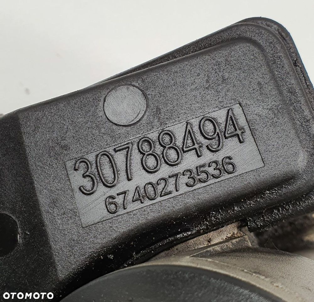 PODSTAWA OBUDOWA FILTRA OLEJU FORD MONDEO MK4 - 4