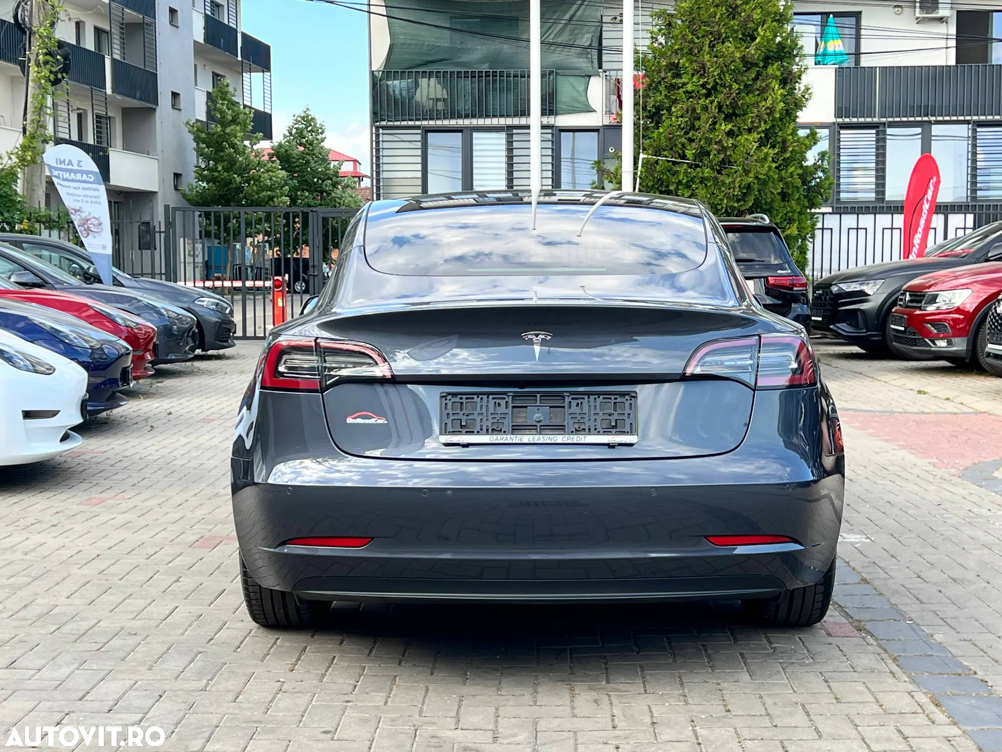 Tesla Model 3 Standard Reichweite Plus Hinterradantrieb - 10