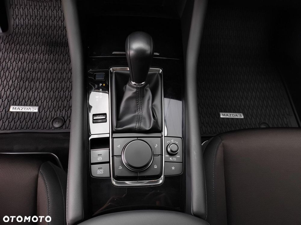 Mazda 3 2.0 mHEV Kanjo - 24