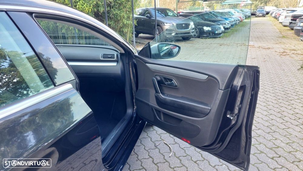 VW Passat CC - 8