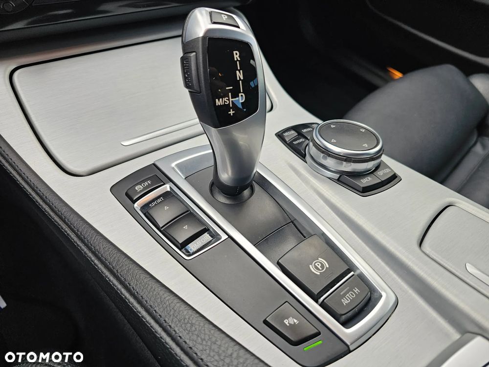 BMW Seria 5 520d - 21