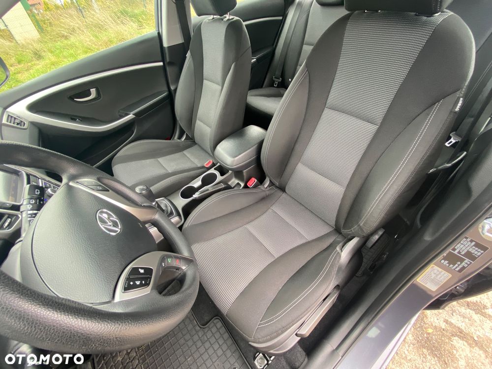 Hyundai i30 1.4 BlueDrive Comfort - 25