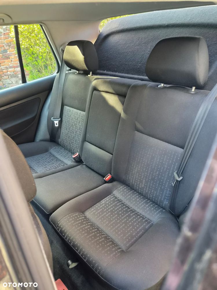 Volkswagen Golf 1.6 Basis - 13