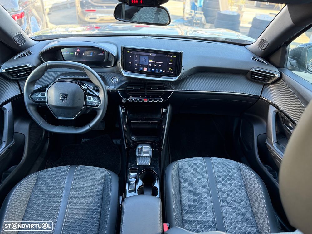Peugeot e-2008 54 kWh Allure - 9