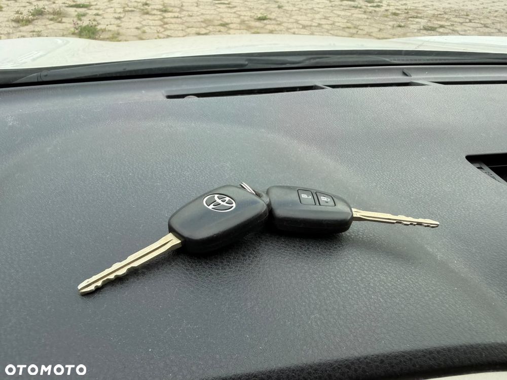 Toyota RAV4 2.0 D-4D Prestige 4x2 - 25