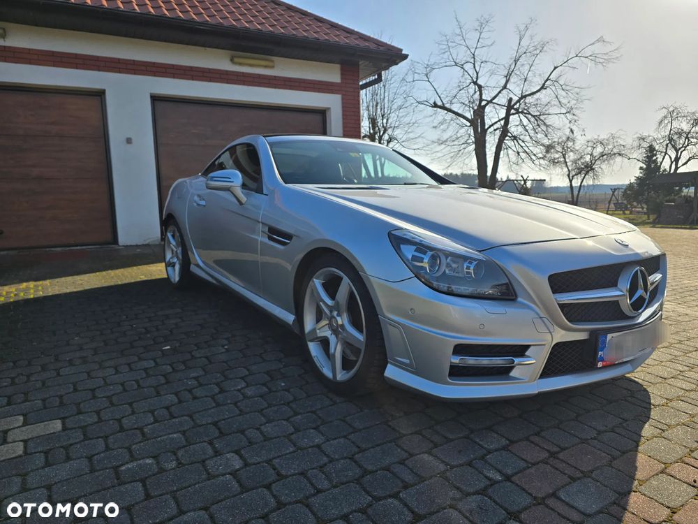 Mercedes-Benz SLK 200 (BlueEFFICIENCY) 7G-TRONIC - 1