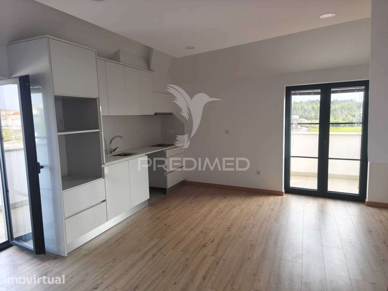 Apartamento novo  T0+1 no centro de Ovar - Grande imagem: 2/19