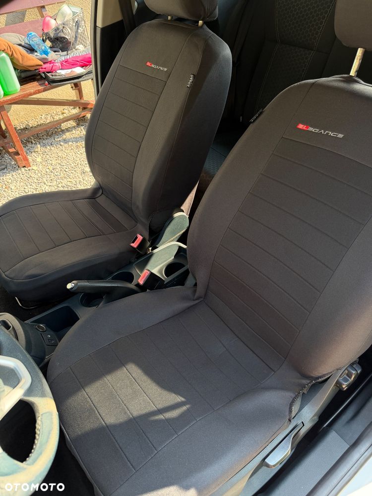 Ford Fiesta 1.4 Ghia - 9
