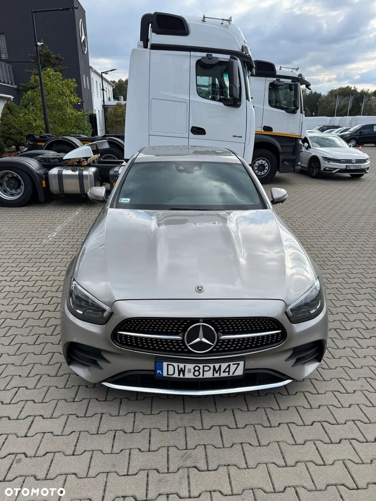 Mercedes-Benz Klasa E - 1