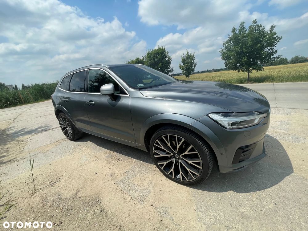 Volvo XC 60 D5 AWD R-Design - 3