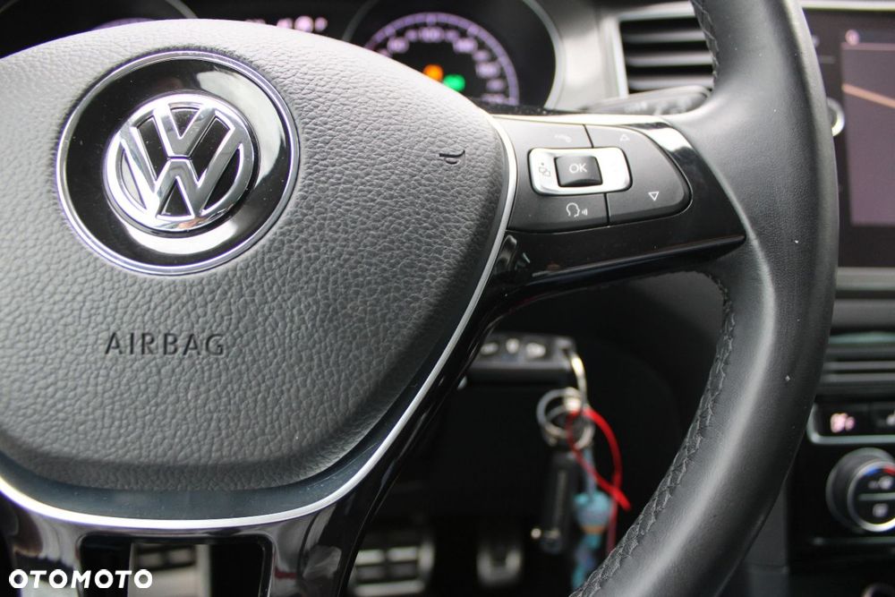 Volkswagen Golf Sportsvan - 33