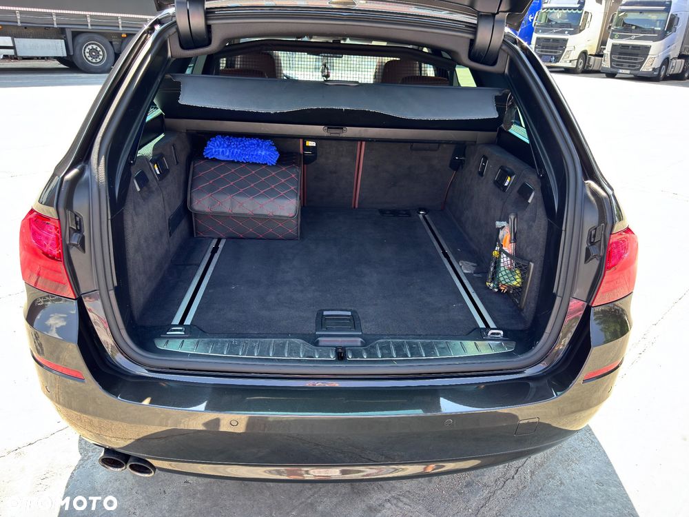 BMW Seria 5 520d - 18