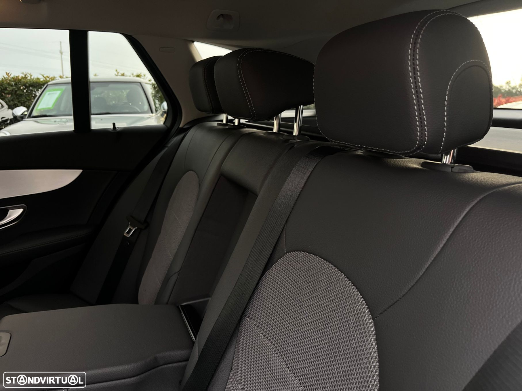 Mercedes-Benz C 300 de Avantgarde - 43