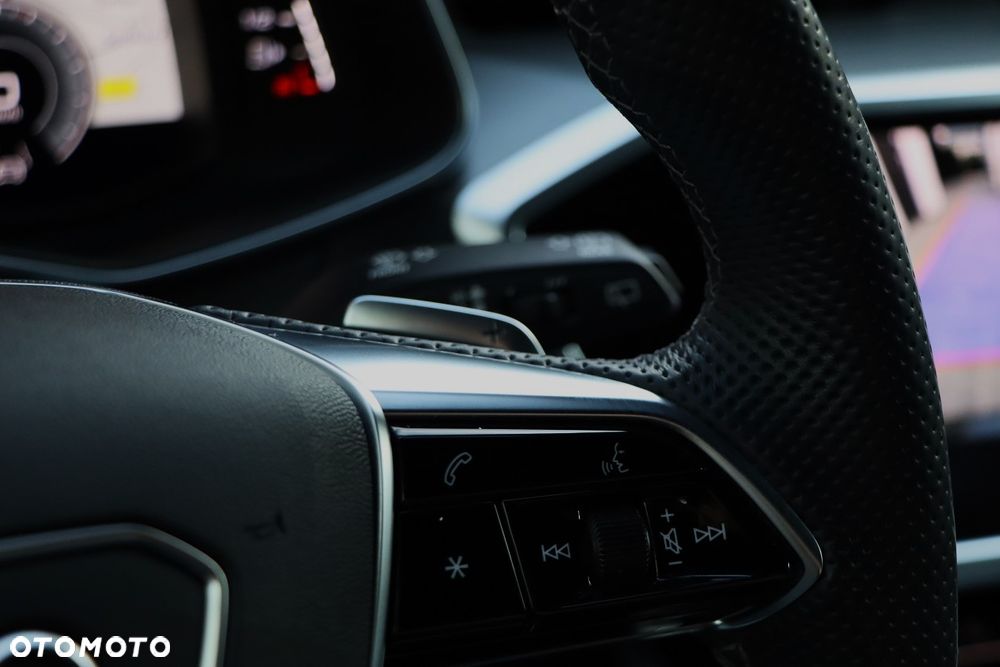 Audi A6 Avant - 33