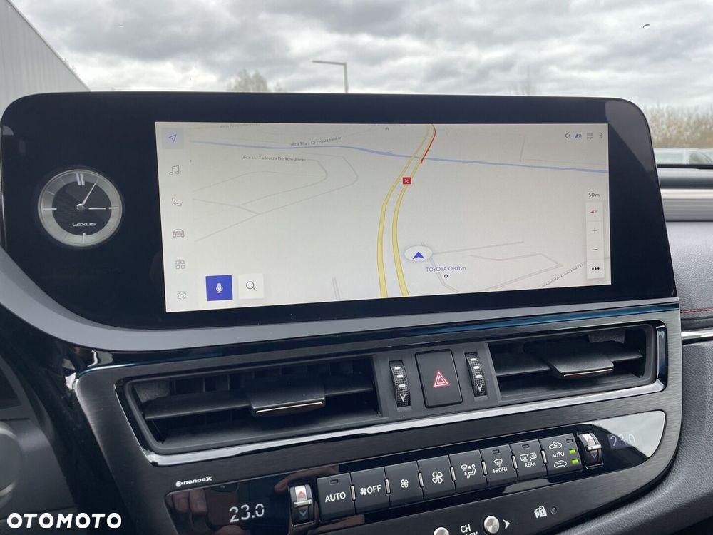 Lexus ES 300h F Sport Edition - 21