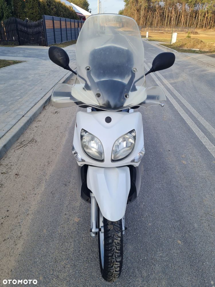Yamaha X-max - 5
