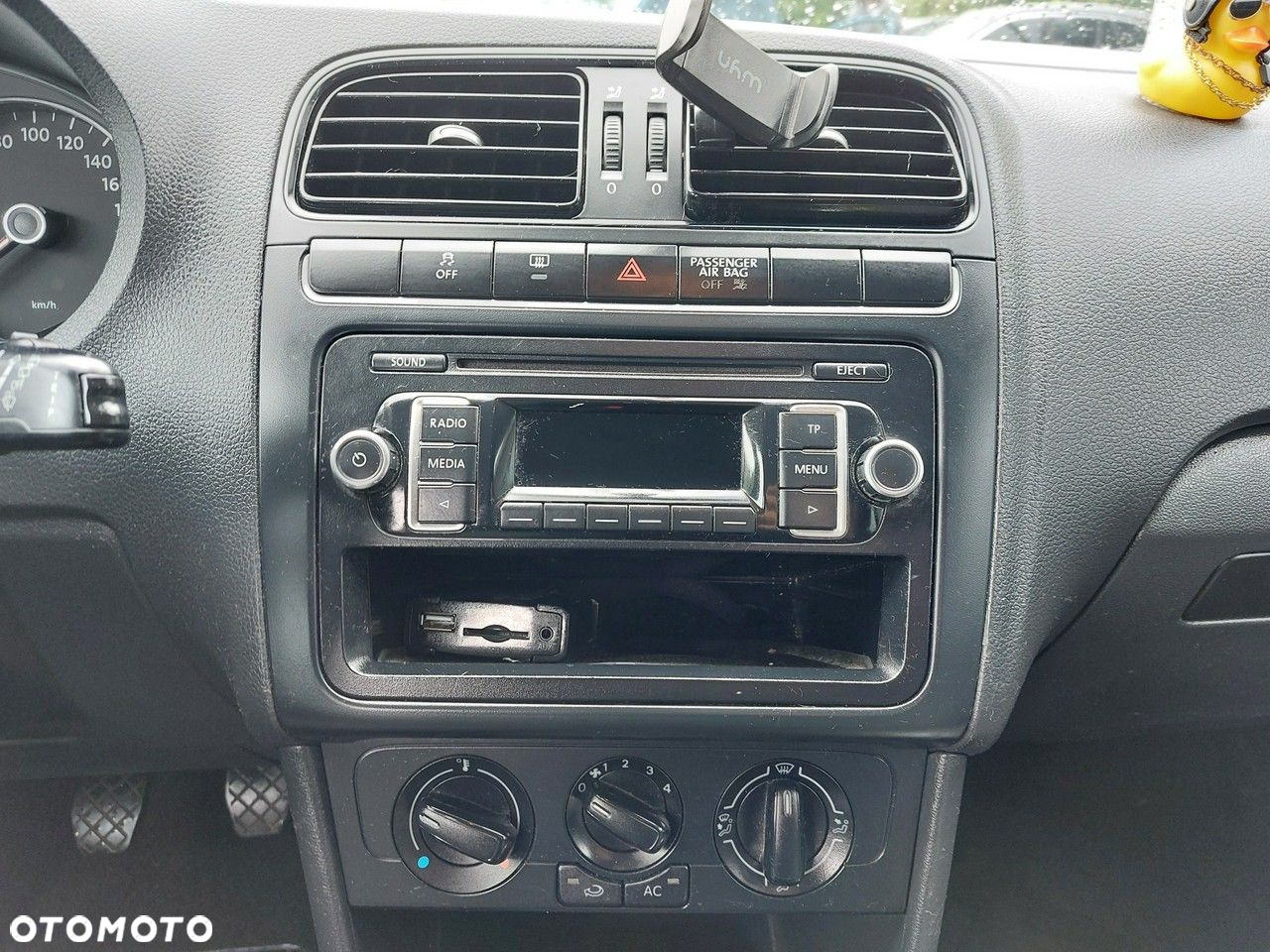 Volkswagen Polo - 11