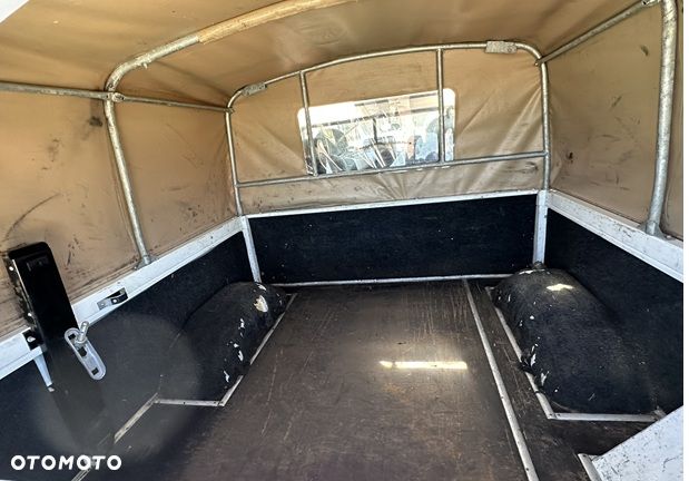 Land Rover Defender 2.2 TD4 E - 10