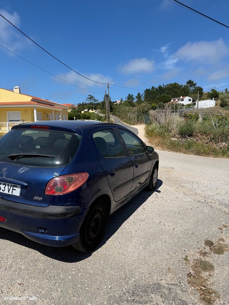 Peugeot 206 1.1 Color Line - 23