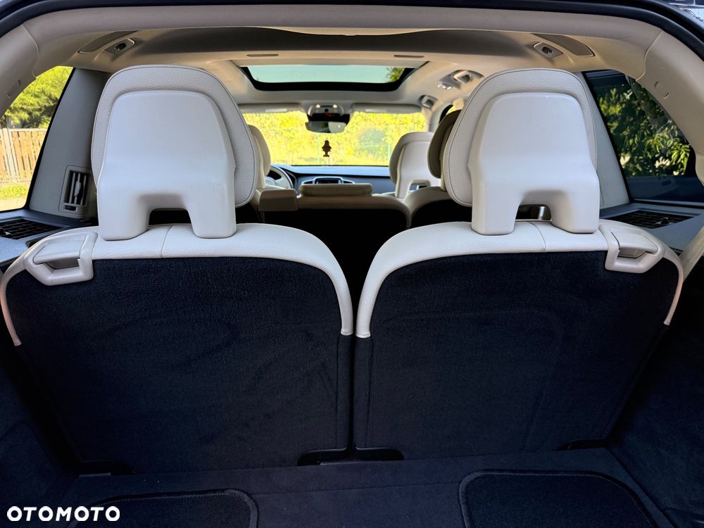 Volvo XC 90 T6 AWD Momentum 7os - 11
