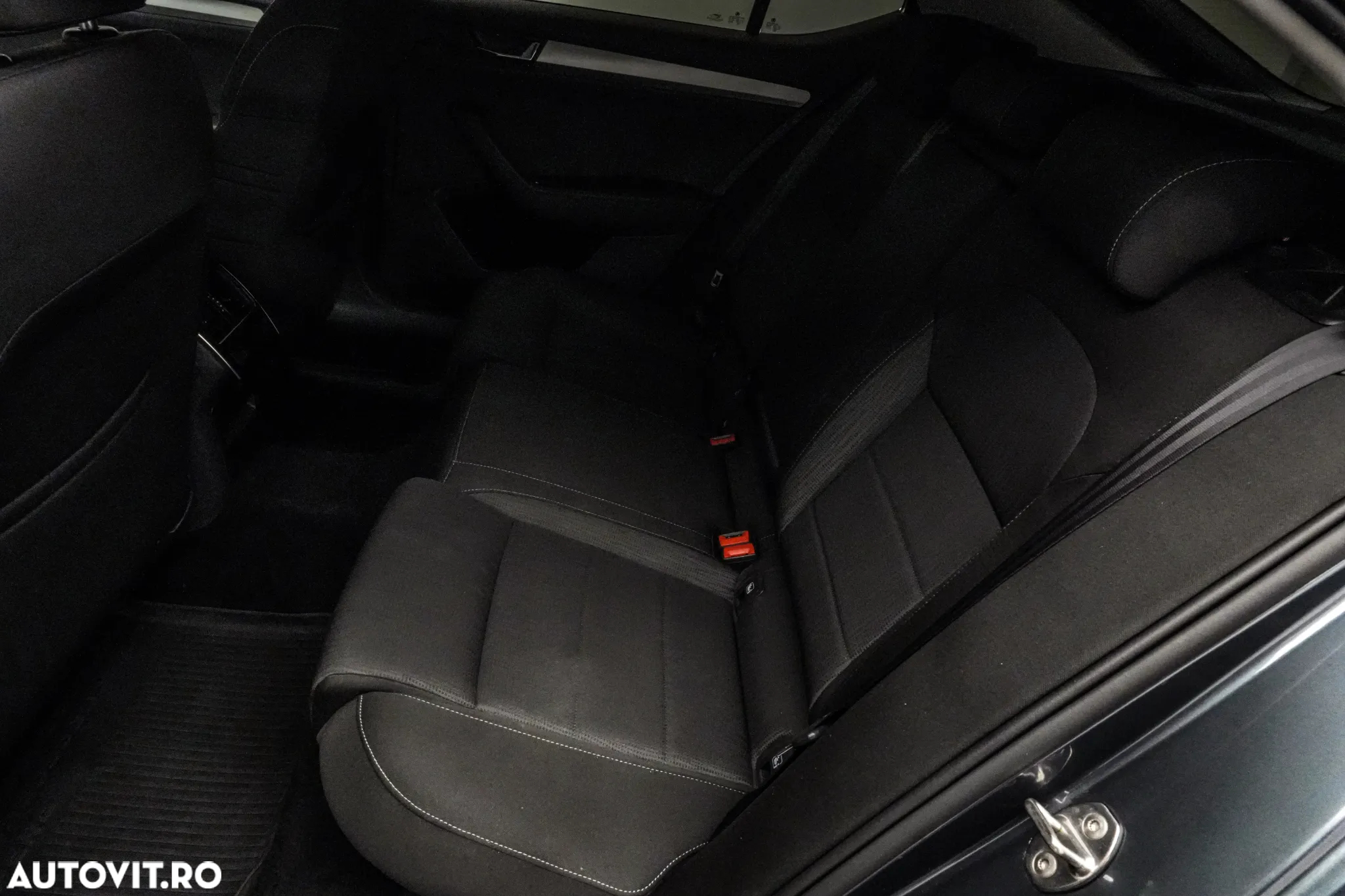 Skoda Superb 2.0 TDI Style - 15