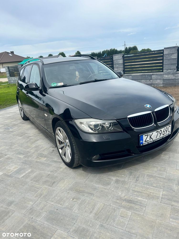 BMW Seria 3 318i - 5
