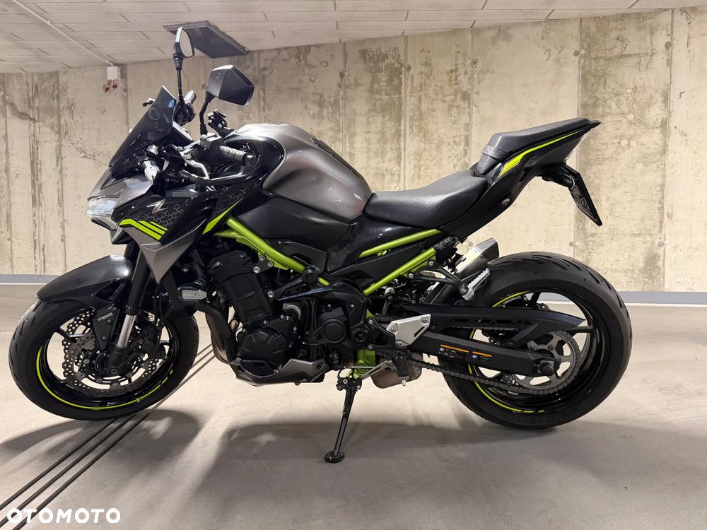 Kawasaki Z 900 - 5