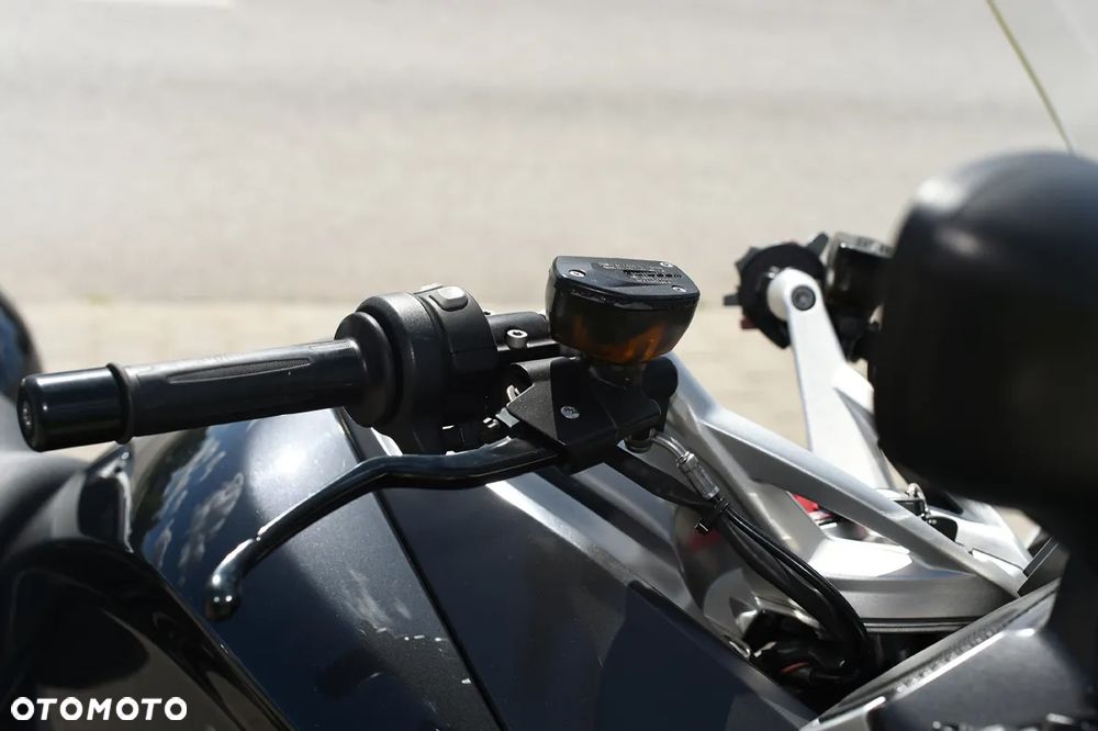 BMW K - 8