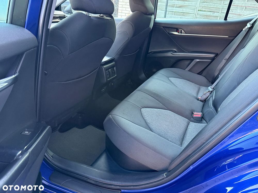 Toyota Camry 2.5 Hybrid Comfort CVT - 13