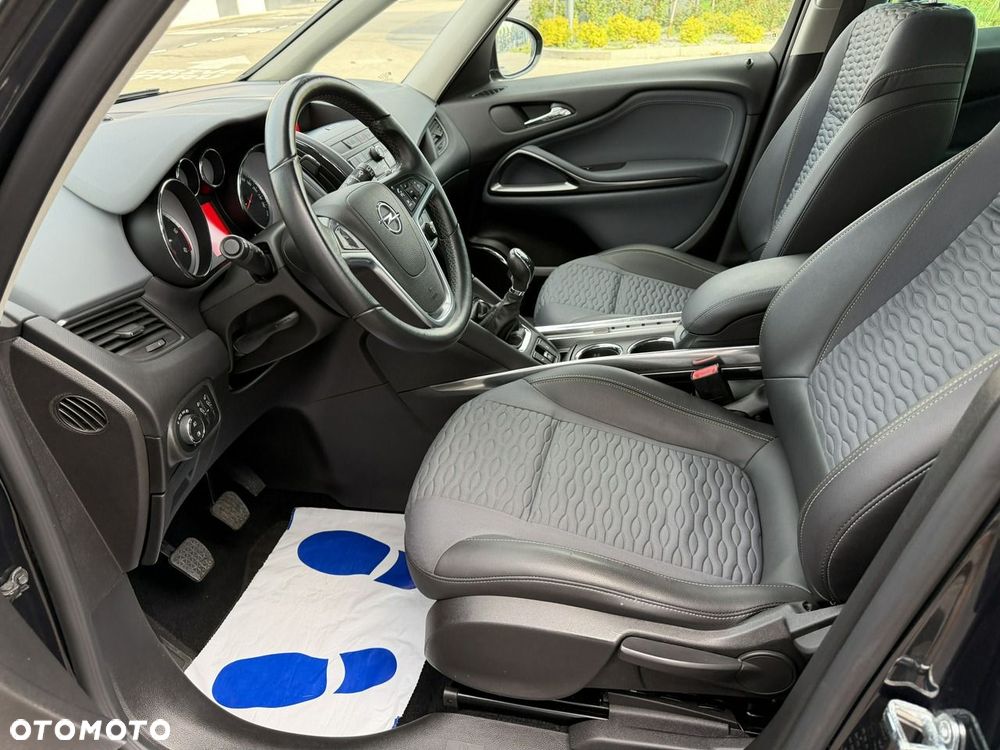 Opel Zafira - 18
