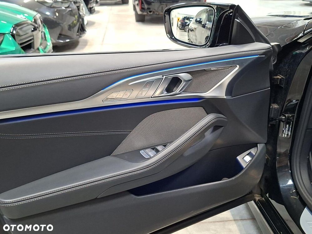 BMW Seria 8 - 12