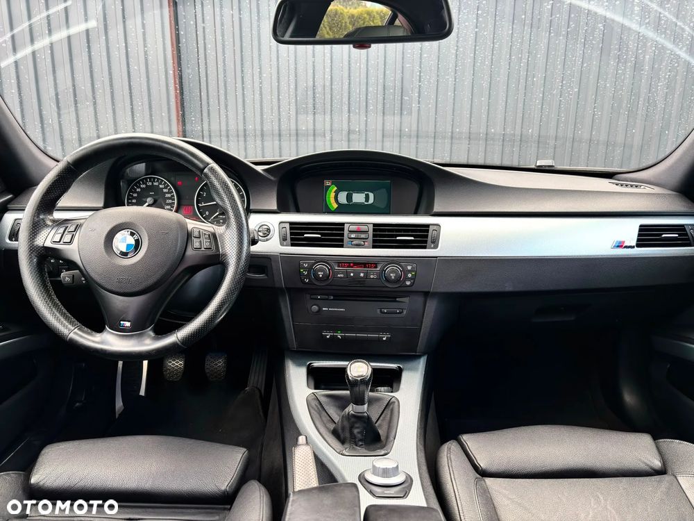 BMW Seria 3 320i - 17