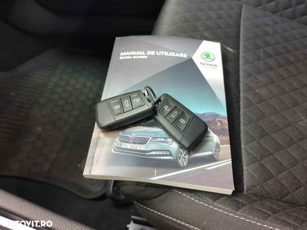 Skoda Superb 2.0 TDI DSG Ambition - 10