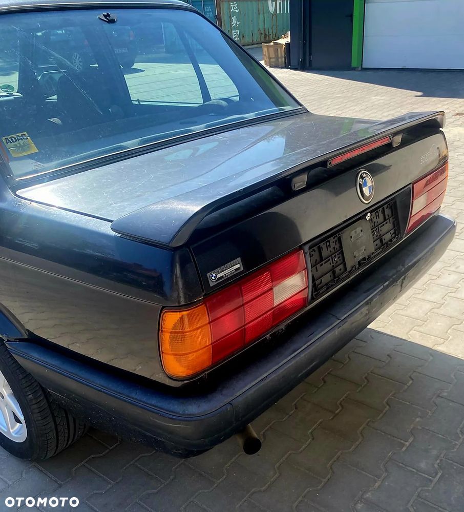 BMW Seria 3 316i Touring - 8