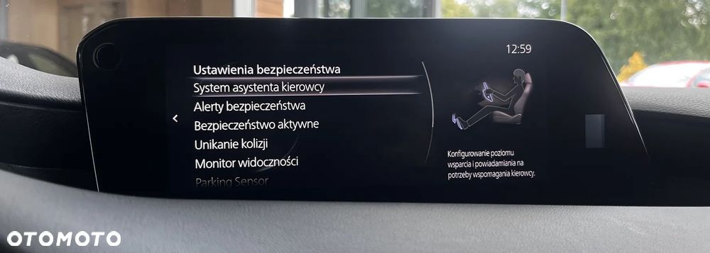 Mazda 3 e-SKYACTIV-G 2.0 M HYBRID HOMURA - 28