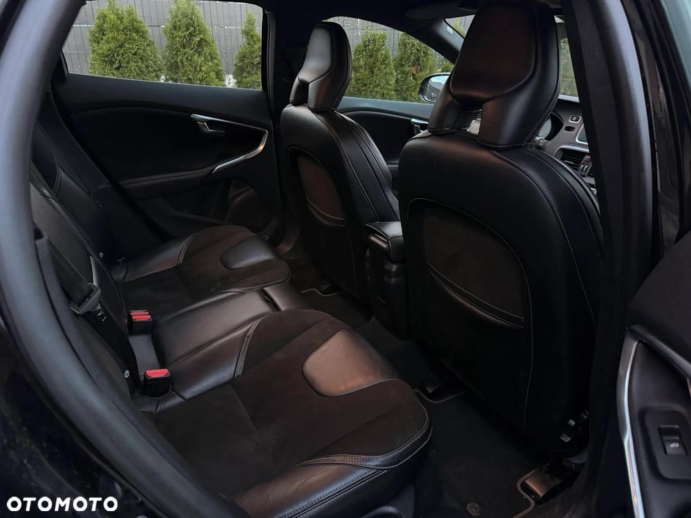 Volvo V40 - 11