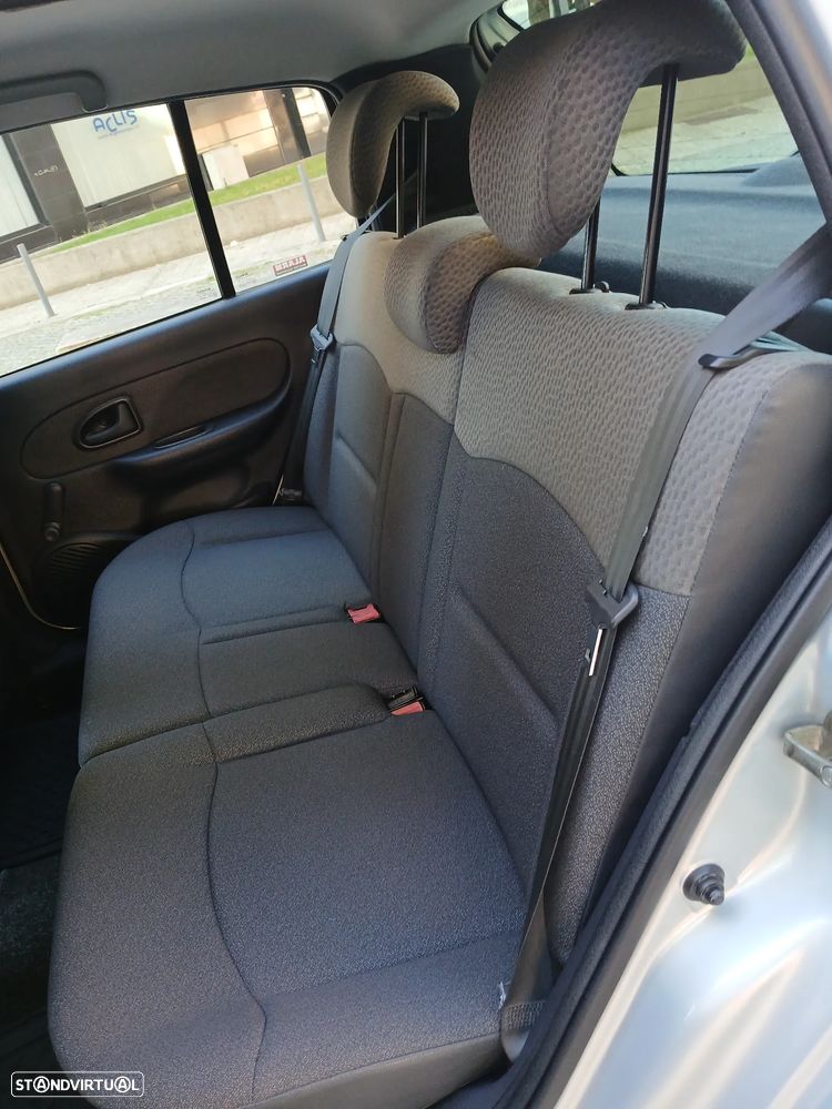 Renault Clio 1.2 16V Dynamique Luxe - 14