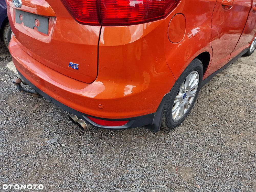Zderzak  tył  ford  c-max  mk2  w  kolorze  KA - 3