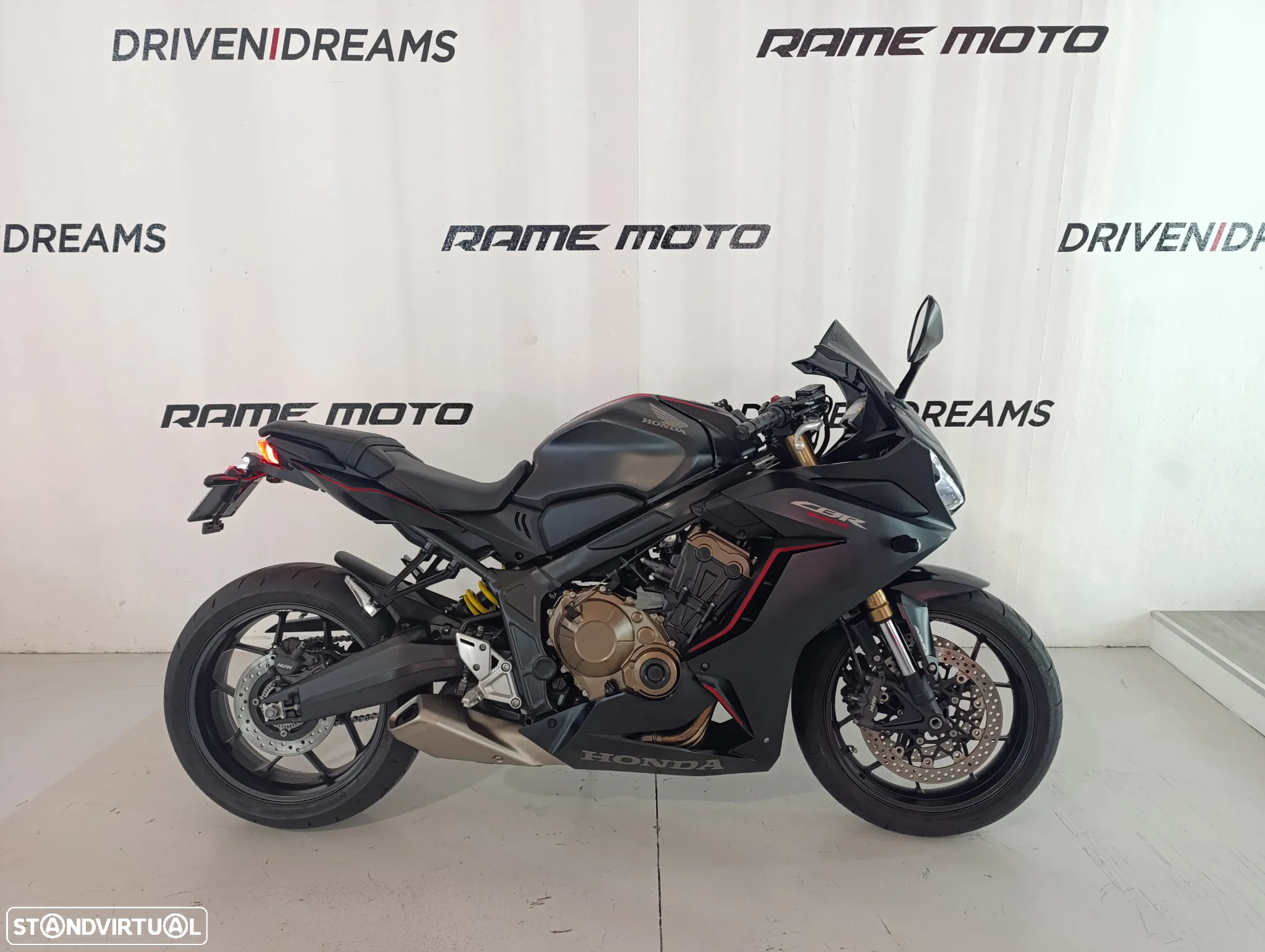 Honda CBR 650R - 4