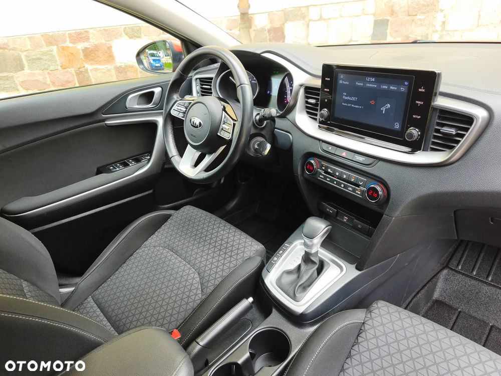 Kia XCeed 1.4 T-GDI L DCT - 11